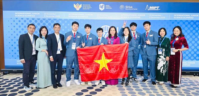 Tất cả 6 học sinh Hà Nội đều giành huy chương tại Olympic Khoa học trẻ quốc tế