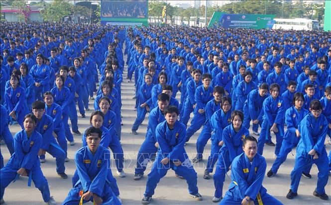 Màn đồng diễn võ nhạc Vovinam của 60.000 học sinh xác lập kỷ lục thế giới
