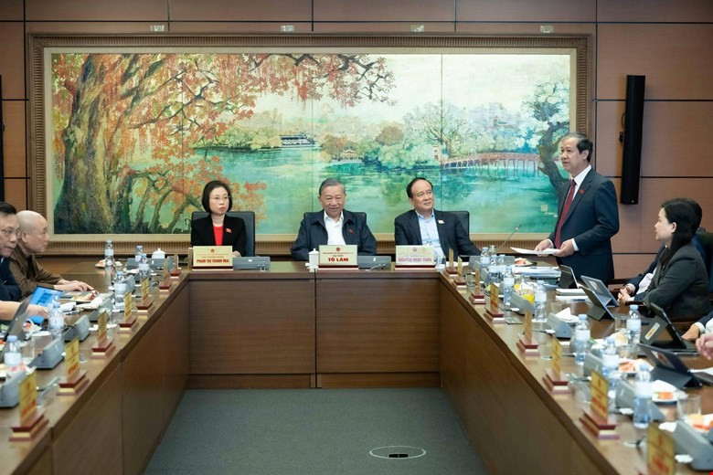 Yêu cầu cấp bách đầu tư mạnh cho giáo dục hiện đại giai đoạn 2026–2035