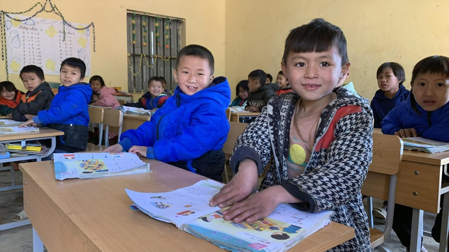 Kiến nghị điều chỉnh lộ trình miễn phí SGK: Thực hiện từ năm học 2030 - 2031