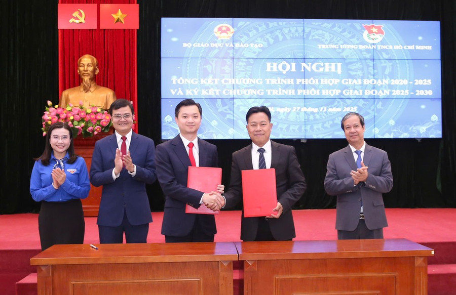 Bộ GD&ĐT và Trung ương Đoàn TNCS Hồ Chí Minh ký kết chương trình phối hợp