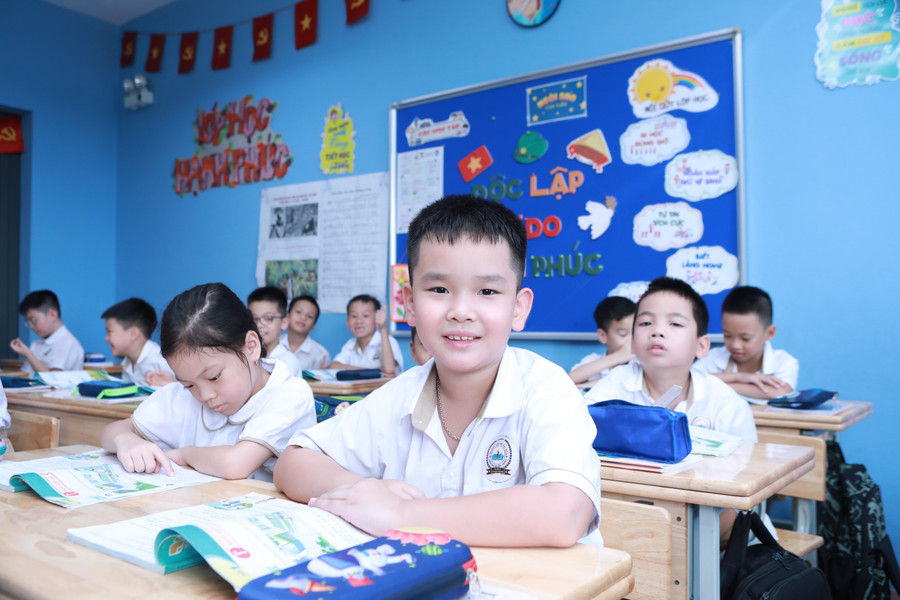 Hiệu trưởng hiến kế để tiếng Anh dần trở thành ngôn ngữ thứ hai