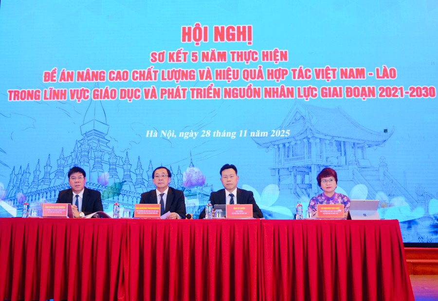 Giáo dục là trụ cột quan trọng trong hợp tác toàn diện giữa Việt Nam và Lào