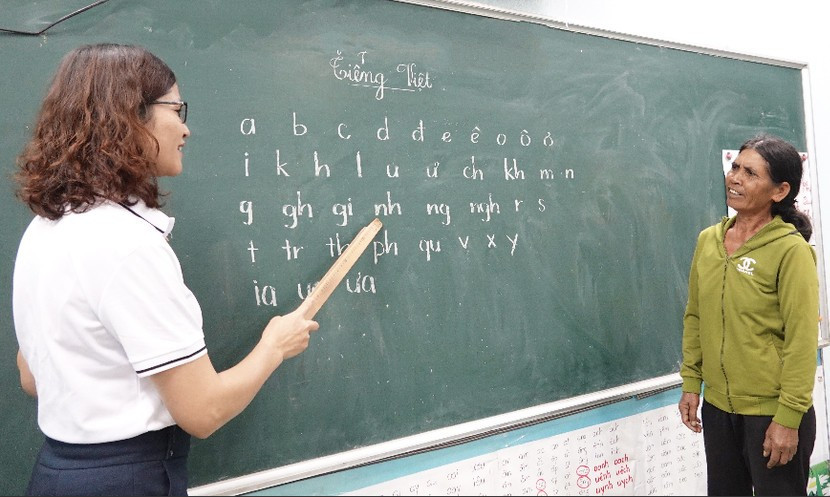 Xóa mù chữ trong giai đoạn mới: Không để ai bị bỏ lại phía sau