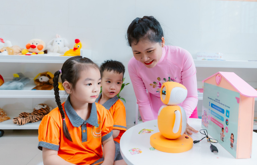 Mầm non - trọng tâm đổi mới GD: Đồng bộ chính sách phổ cập cho trẻ 3 - 5 tuổi