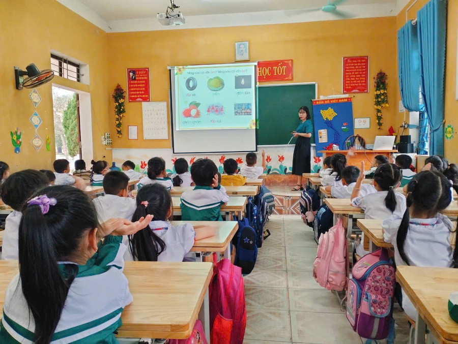 Giáo viên chuẩn bị gì để triển khai hiệu quả bộ sách giáo khoa thống nhất?