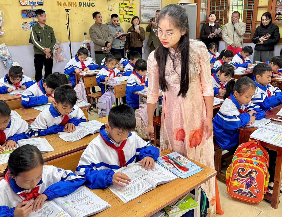 Tuyên Quang tiếp nhận, tuyển dụng 488 viên chức giáo dục