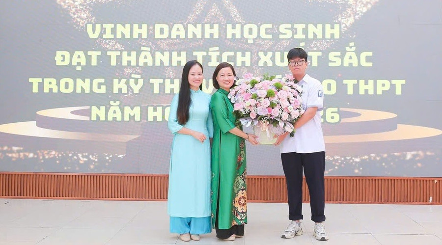 Hơn 30 năm vun đắp những giá trị nhân văn