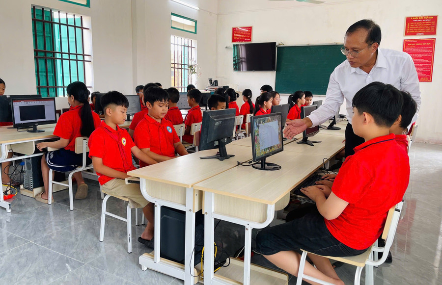  Nghị quyết 71 và bước ngoặt chiến lược: Nâng chất đội ngũ 