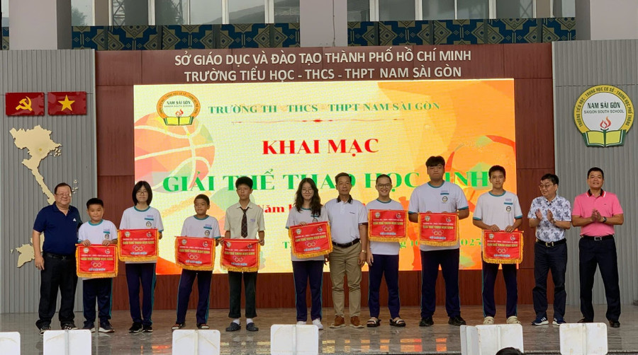  Trường Nam Sài Gòn có thể được tuyển 70% học sinh lớp 10 từ 'nguồn tại chỗ' 