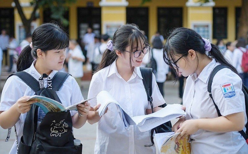Đỗ lớp 10 chuyên vẫn có thể chọn trường công lập ở Hà Nội