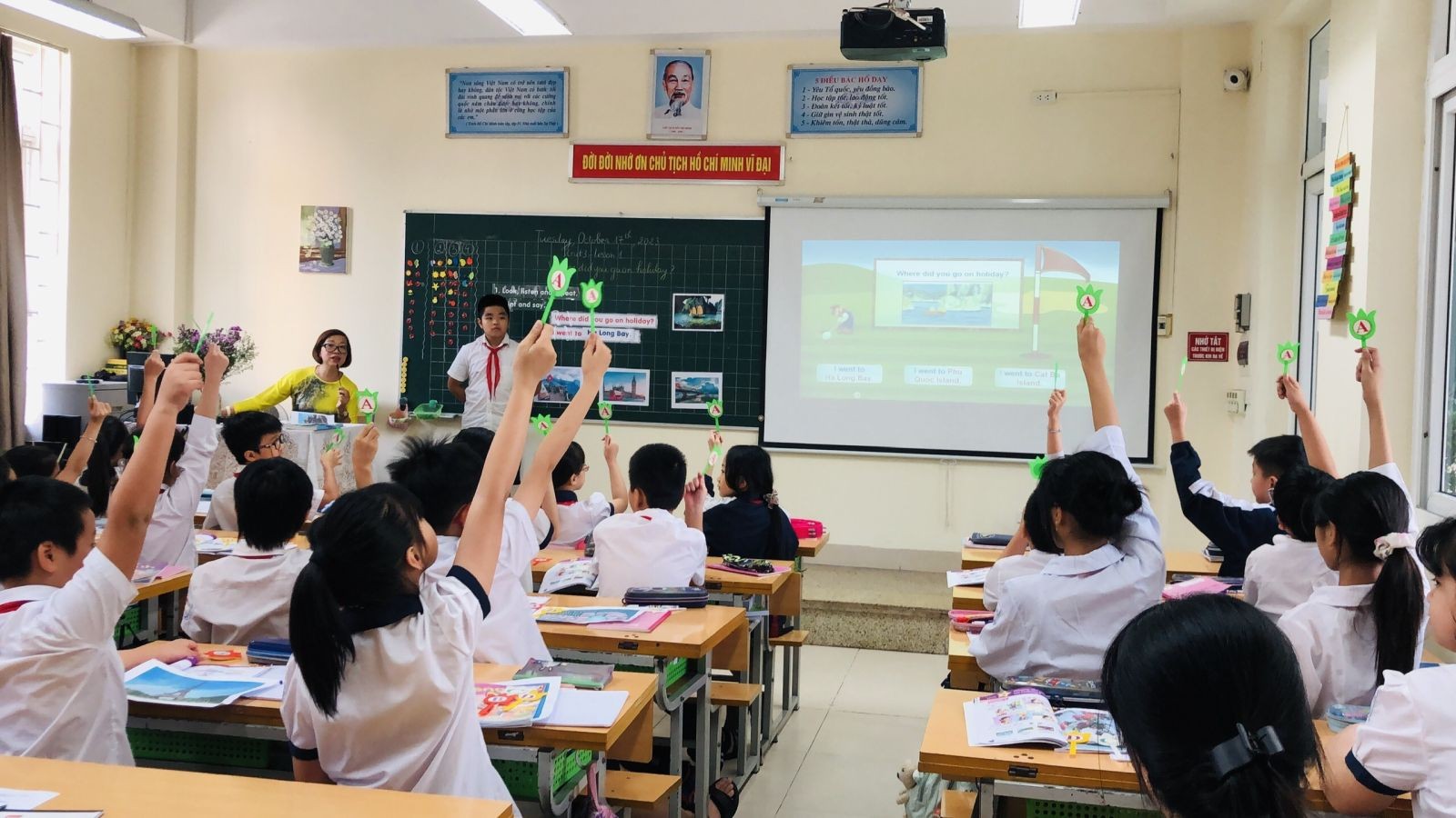 Thi lớp 10 môn tiếng Anh: Tránh bẫy ngữ pháp, tăng điểm đọc hiểu thế nào?