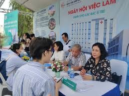 Tăng cơ hội việc làm cho sinh viên mới ra trường bằng cách nào?
