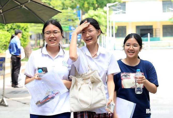 Hơn 80% thí sinh Hà Nội trúng tuyển vào THPT công lập